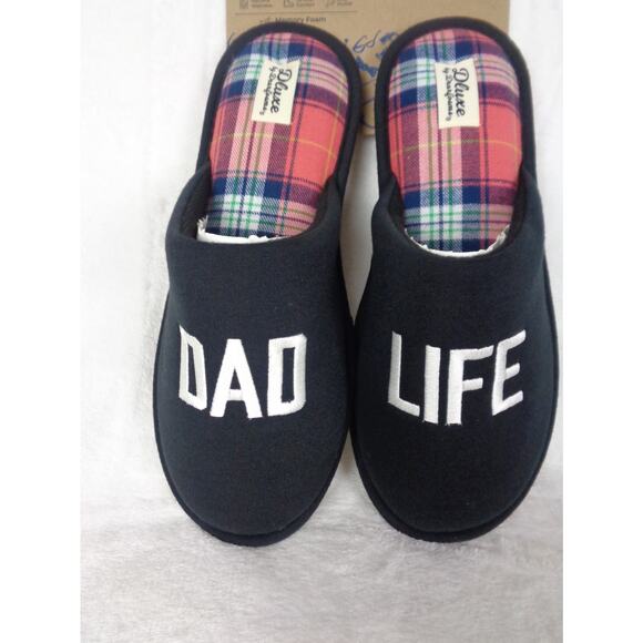 Dluxe by Dearfoams Dad Life Slippers Black Plaid Cozy Slip On Mens Slippers - Picture 1 of 3